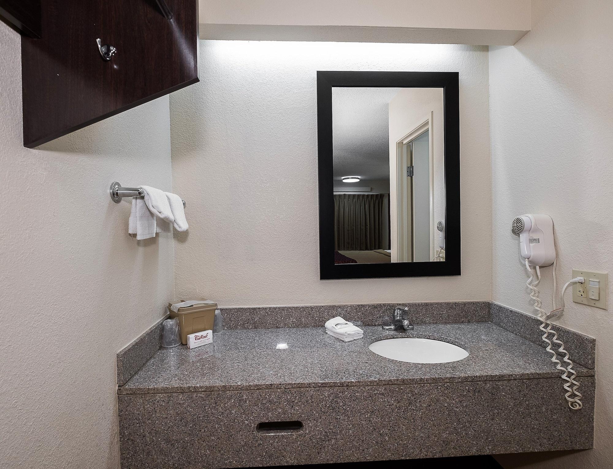 Red Roof Inn Cincinnati East - Beechmont Cherry Grove Luaran gambar